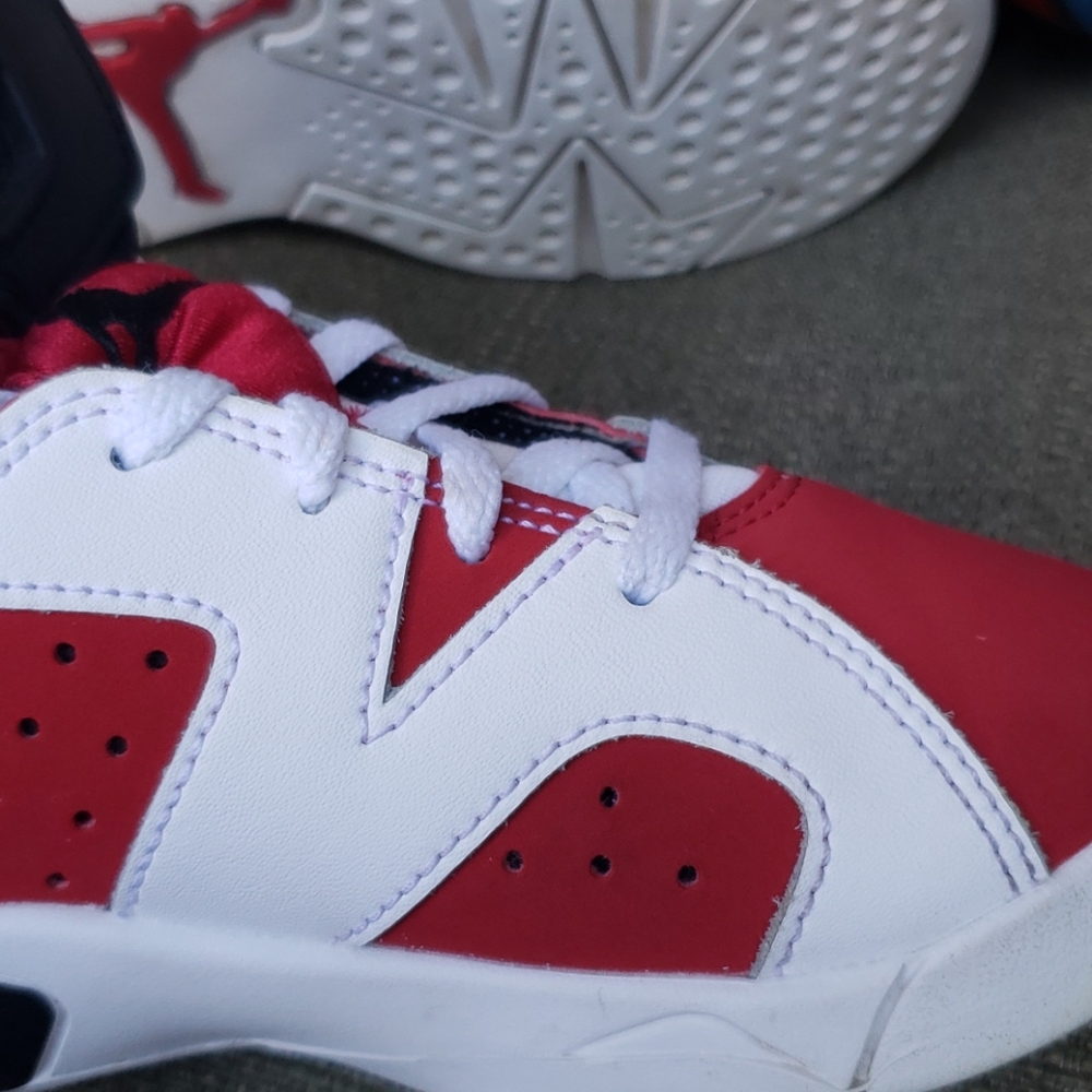 AIR JORDAN 6 RETRO CARMINE - Picture 12 of 17